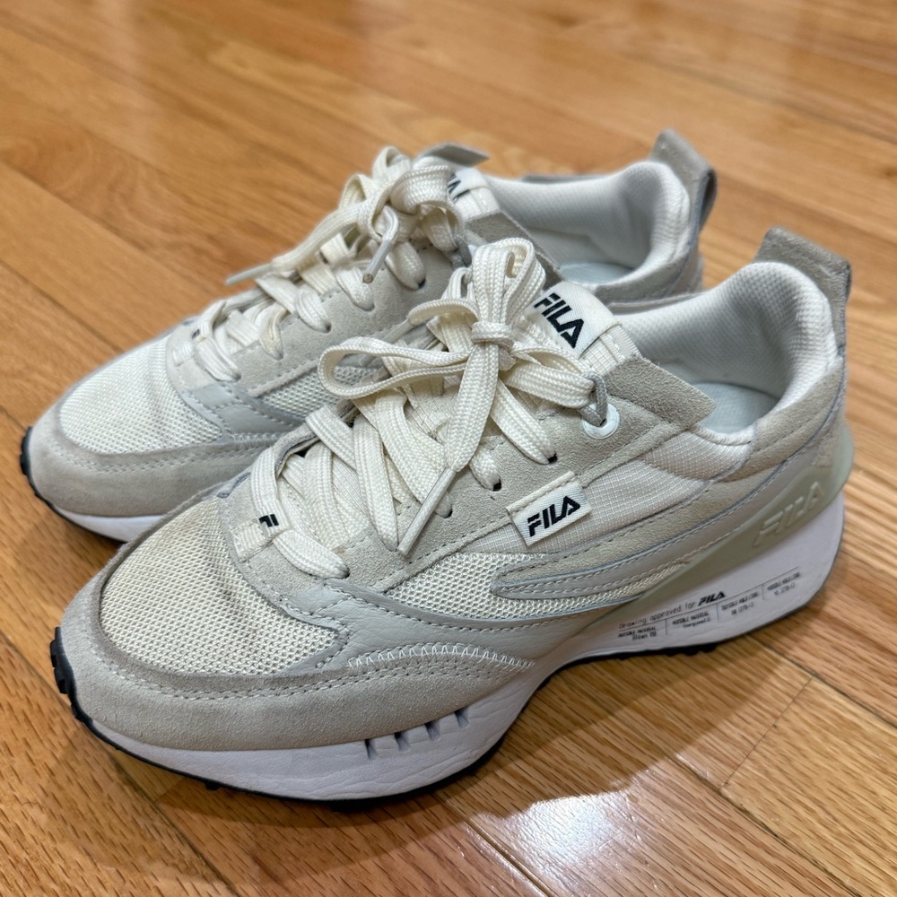 Size 6.5 Fila Cream Neutral Sneakers